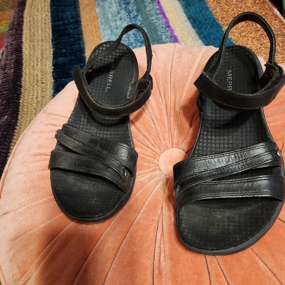 Merrell black leather studded low profile sandals sz 6 - Picture 2 of 9